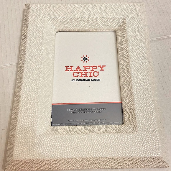 Johnathan Adler Happy Chic White Bubble Texture 4 x 6 Picture Frame. - Picture 3 of 7